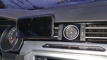 RS-Mount, fahrzeugspezifischer Handyhalter passend für VW Passat B8 ab Baujahr 2014, VW Arteon Baujahr 2017-2020, Made in Germany